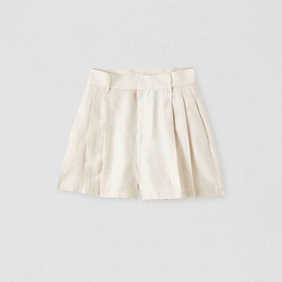 PULL&BEAR Flowing Bermuda Shorts with Dart Details Size XS/24 - Picture 1 of 3